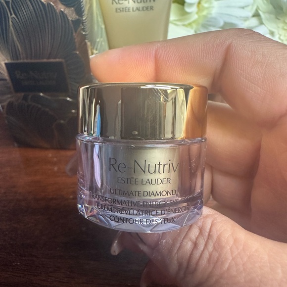 Estée Lauder 3-Pc Re-Nutriv Ultimate Diamond Gift Set NIB - Picture 8 of 12